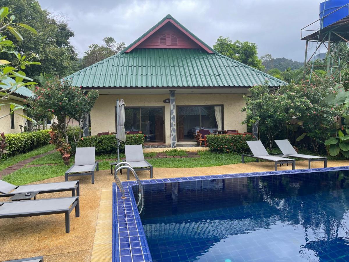 Family Bungalow,1305452647:JPEG