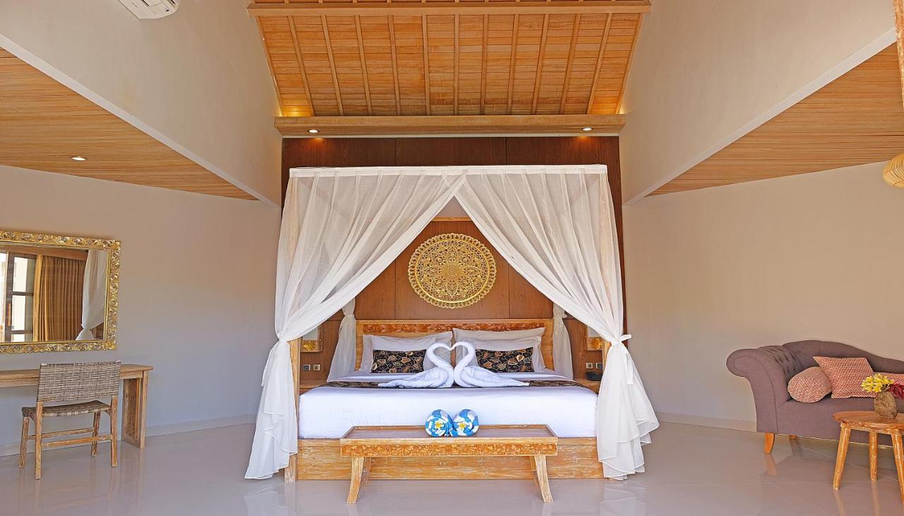 Four Bedroom Private Pool Villa with Free One-time 2 Bottles of Beer and Free Shuttle to Jimbaran Area