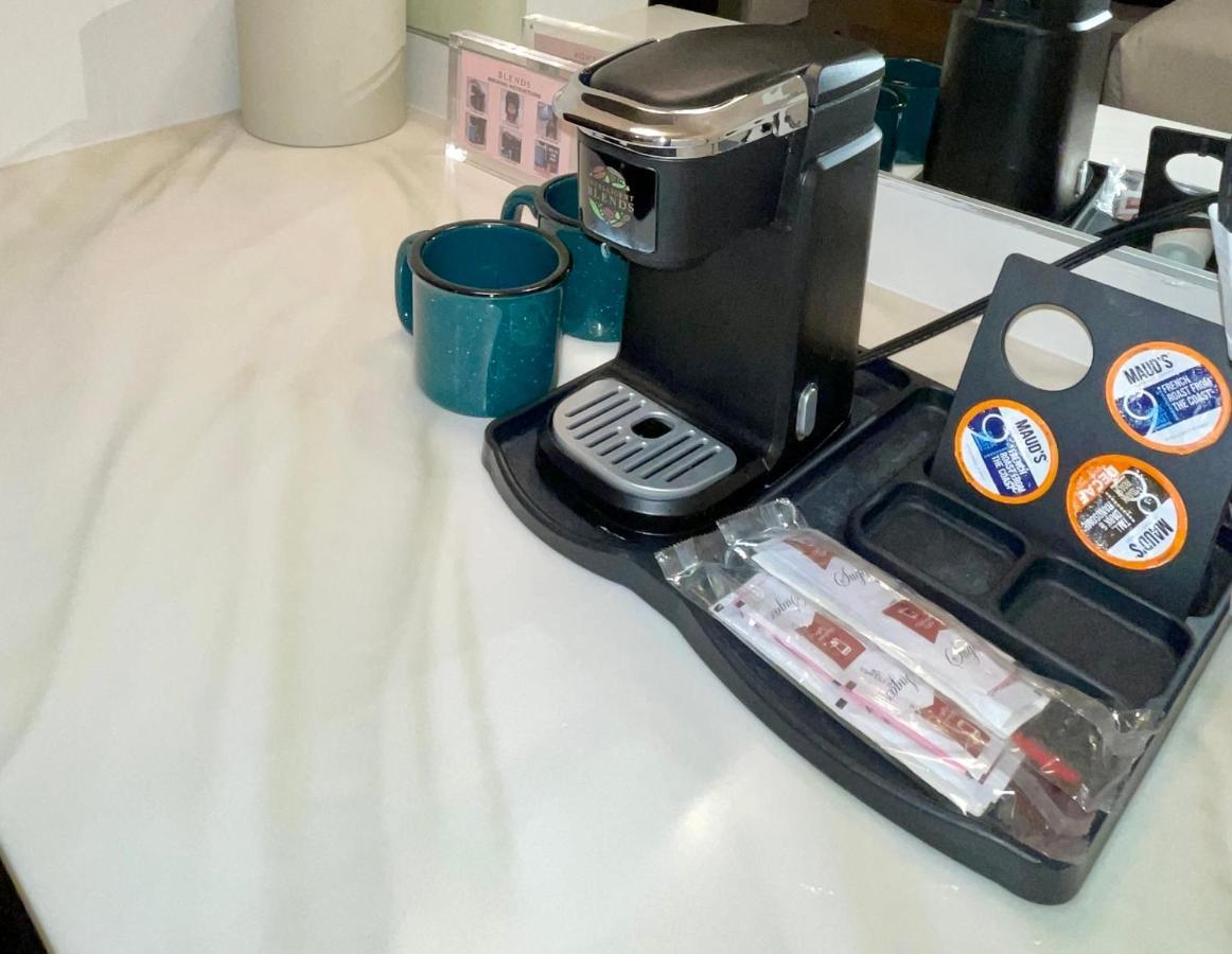 Standard Queen Room,1310518771:JPEG