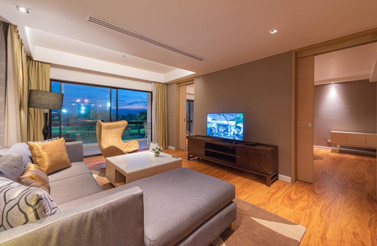 Grand Deluxe Suite