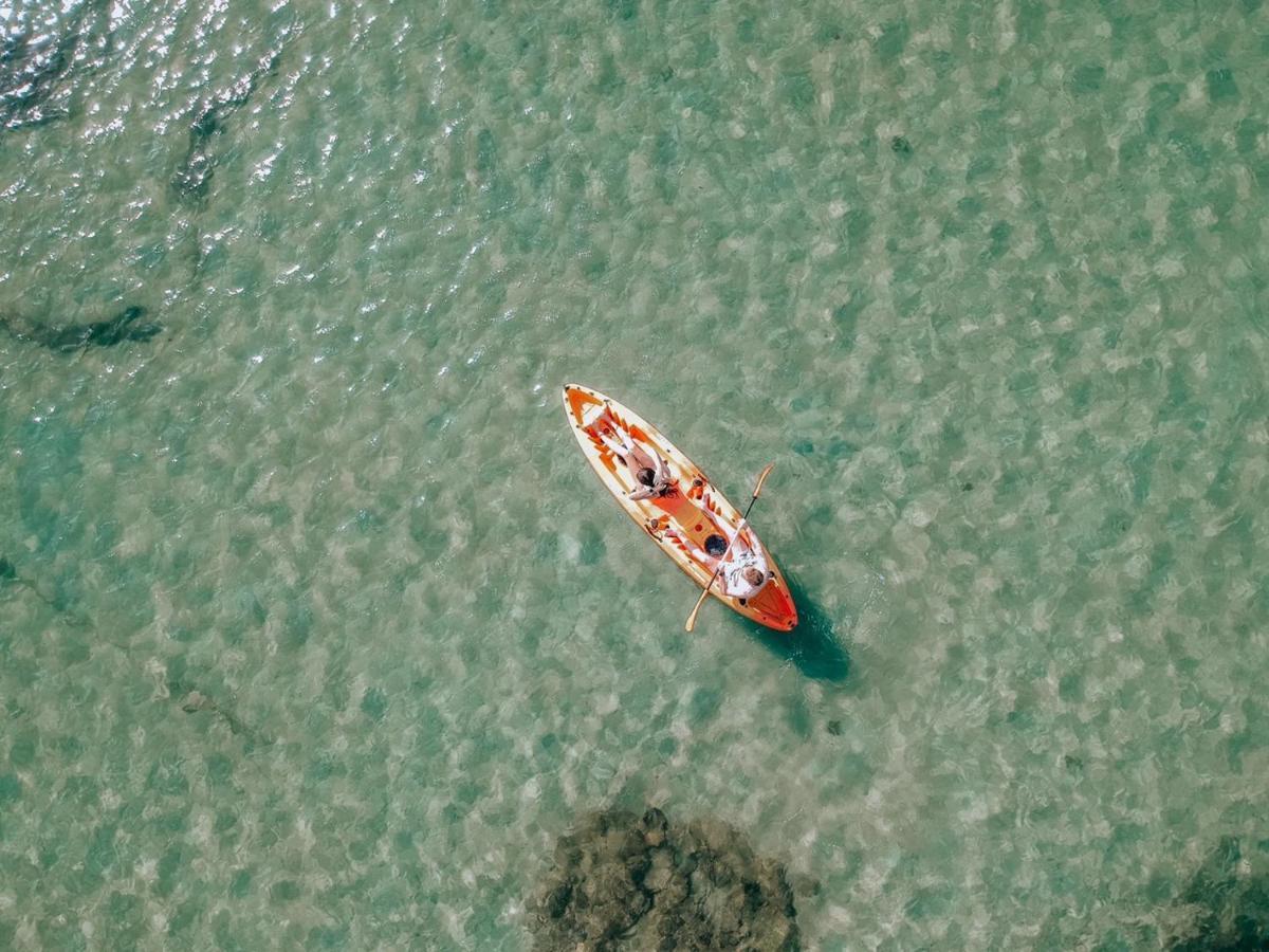 Overwater chalet,1320415783:JPEG