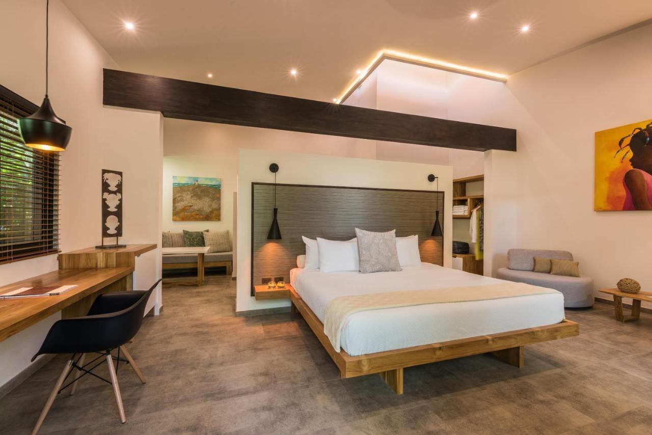 Adults Only Lifestyle Suite 1 King bed,378209398:JPEG