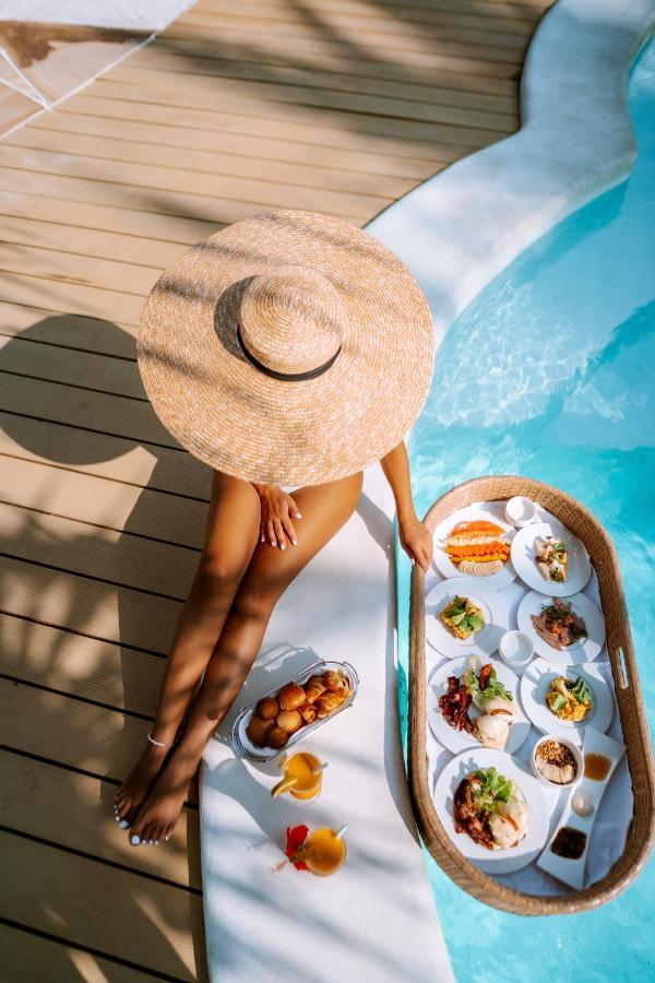 Beachfront One-Bedroom Villa,1697142497:JPEG