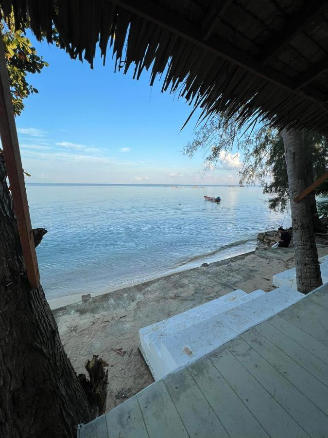 Villa - Beach Front,1331070767:JPEG