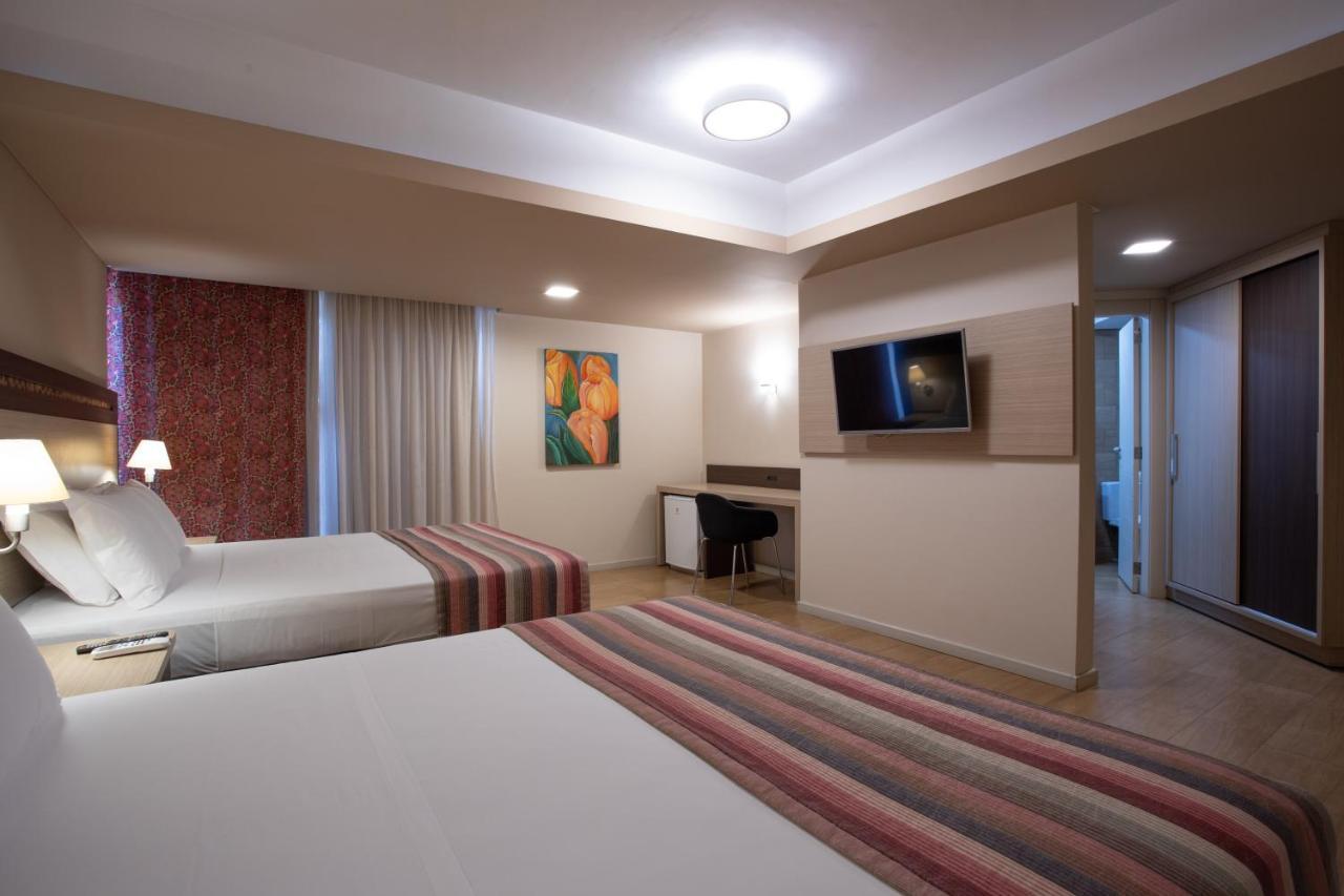 Deluxe Room,1333193633:JPEG