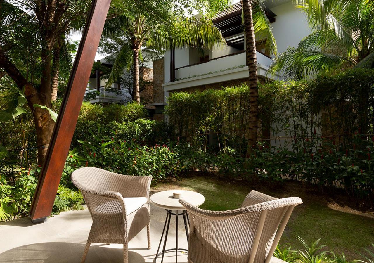 Awesome Room,1339002254:JPEG