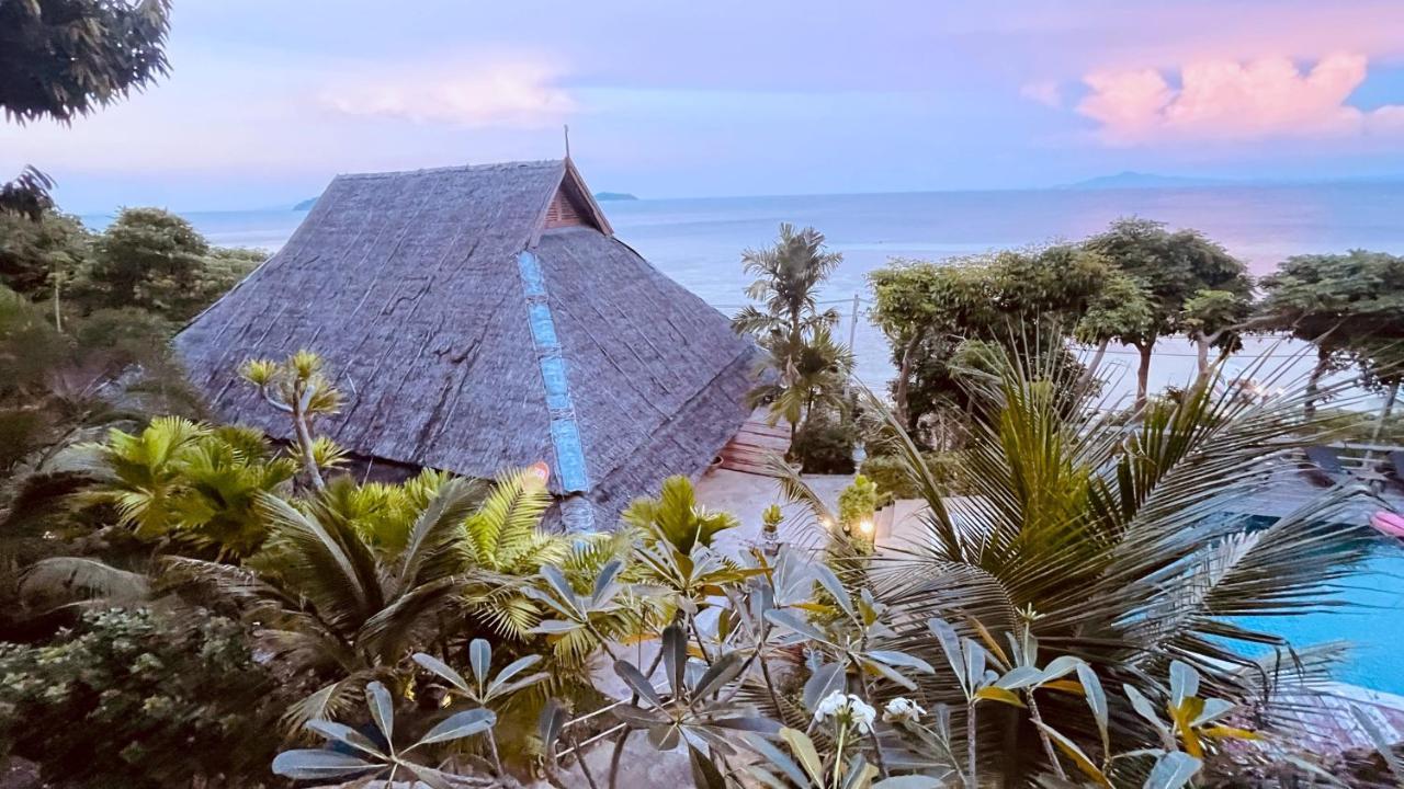 Sea View Bungalow,1340860919:JPEG