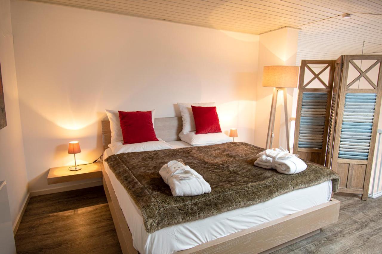 Maisonette,1342572590:JPEG