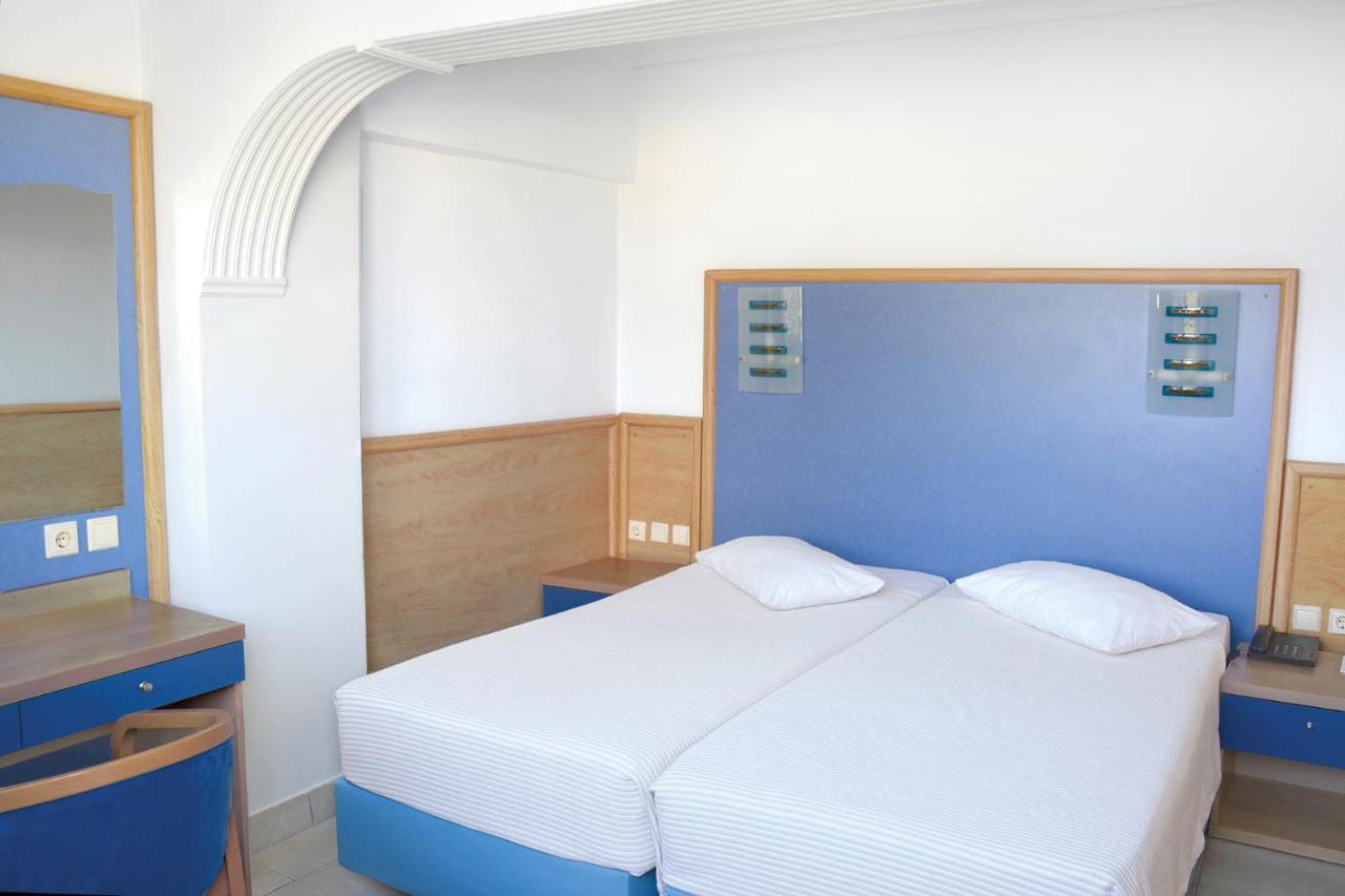 Family Room with Sea View,1344880286:JPEG