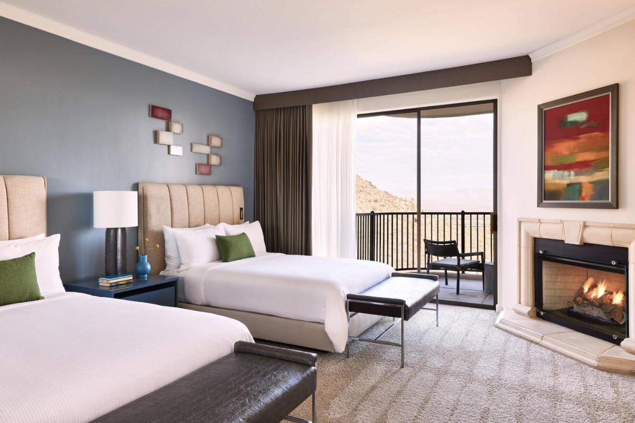 Cliffside, Larger Guest room, 2 Queen, Fireplace,1350837895:JPEG
