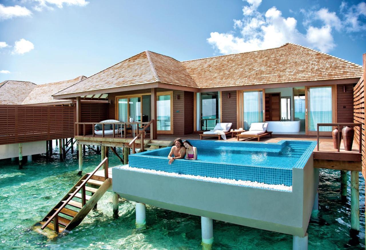 Deluxe Water Villa with Private Pool - Complimentary Floating Breakfast (once per stay) for book dates, 10th FEB 2026 onwards, and stay dates 11 April to 30 September 2026
