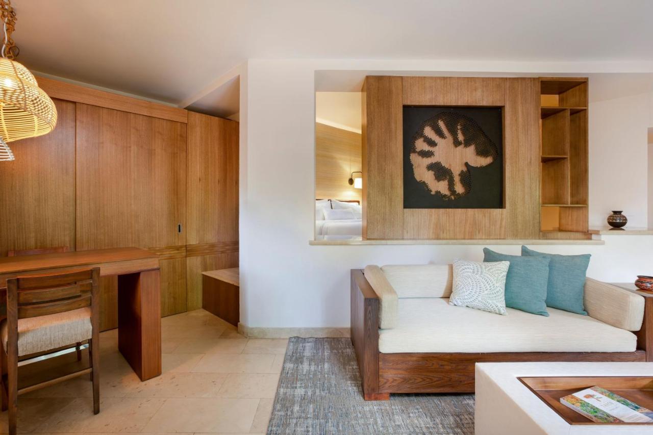 Deluxe Jr Suite, 1 Bedroom Junior Suite, 2 Double, Sofa bed,1350922333:JPEG