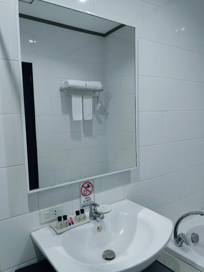 Superior Queen Room,1352169368:JPEG