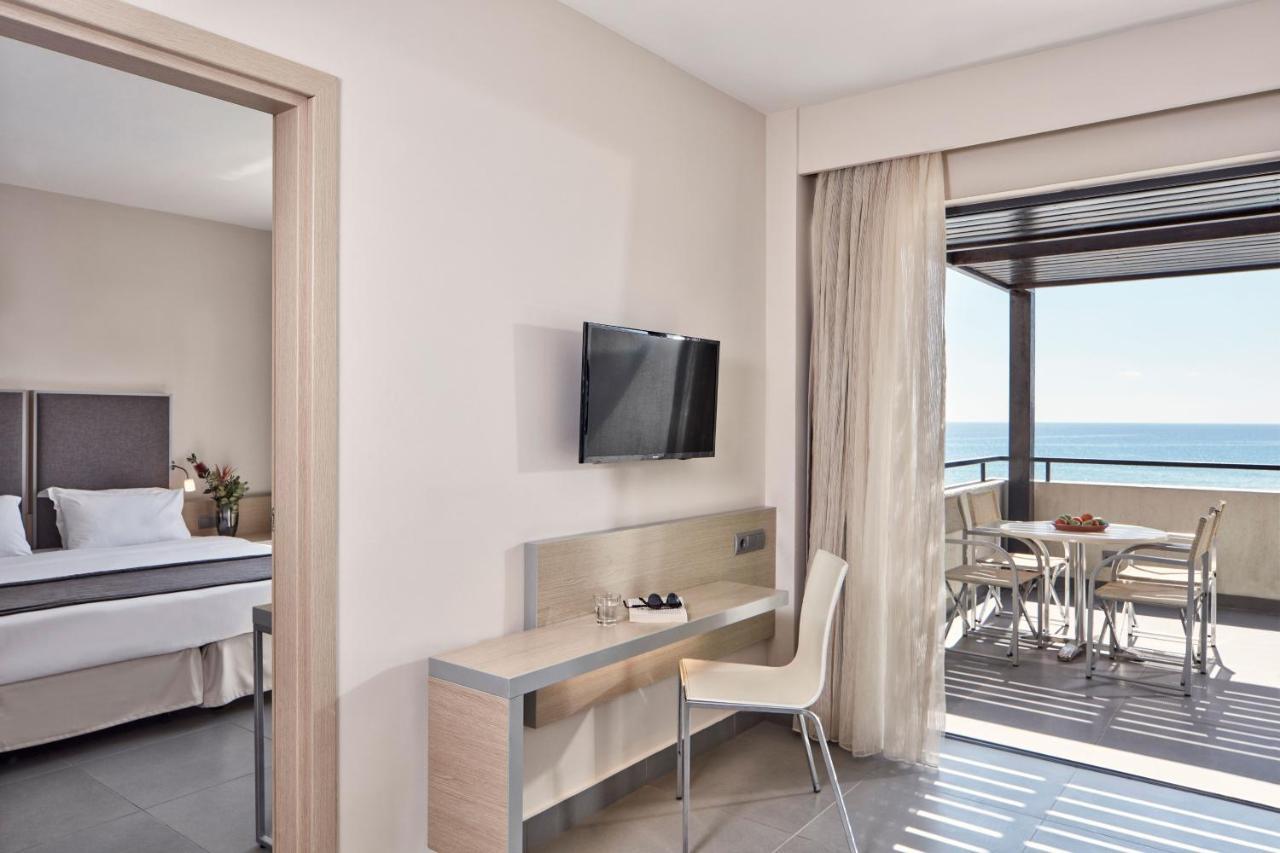 Family Suite Sea View,1380867713:JPEG