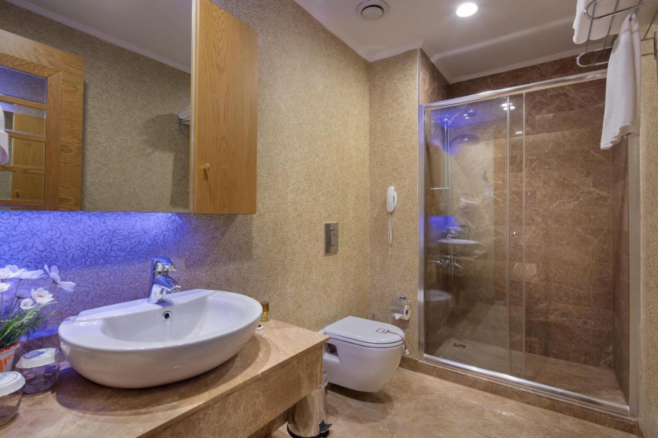 Standard Double Room with Land View