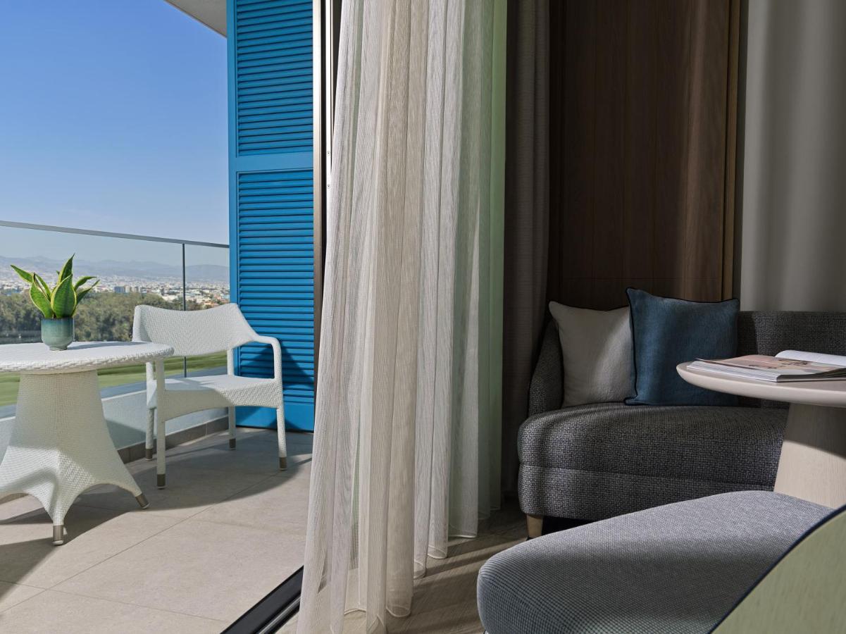 Premier Mountain View King,1526459407:JPEG