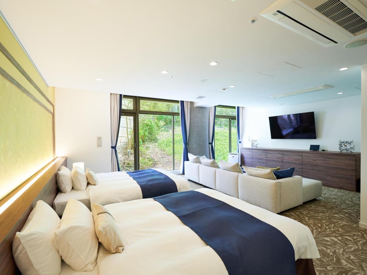 Premium Twin Room,1389916163:JPEG