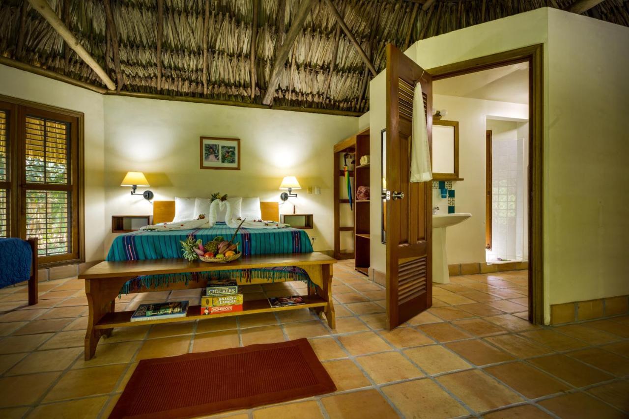 Bungalow - Water Front