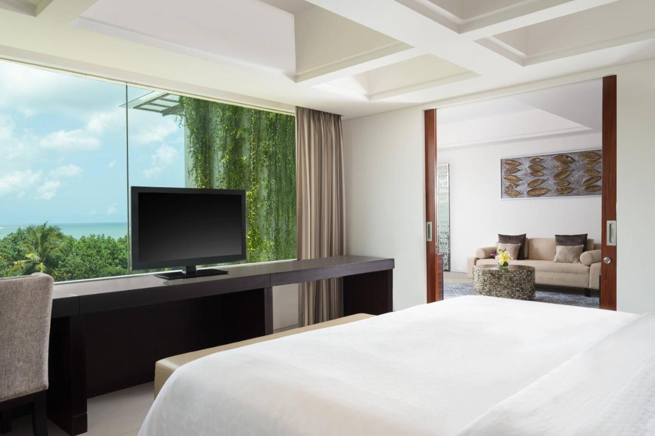 Junior Ocean View Suite, 1 King Bed (maximum 3 adults with Extra Bed),1403705888:JPEG