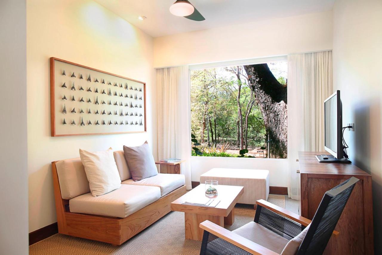 Habitat Superior, 1 Bedroom Larger Suite,1404847388:JPEG