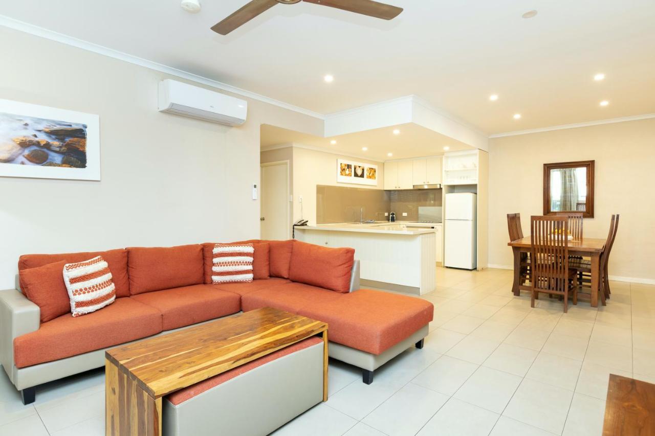 Two-Bedroom Apartment,1453273639:JPEG