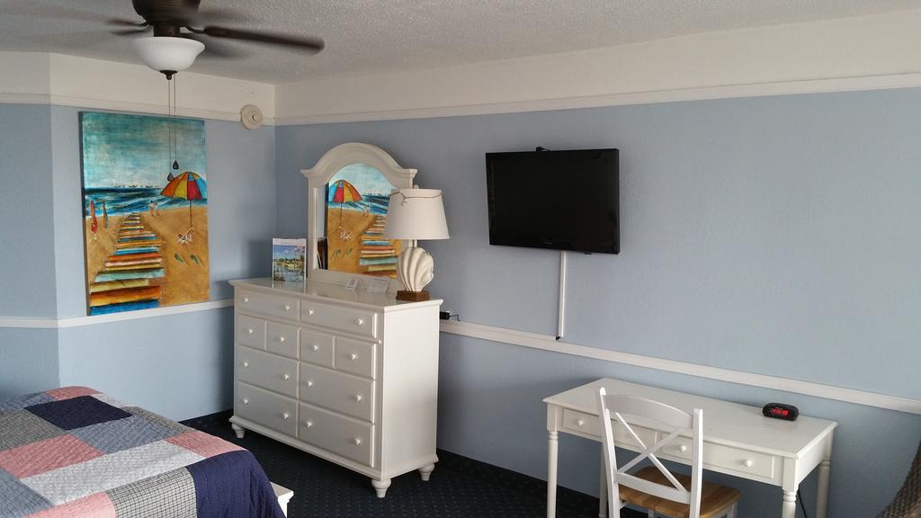 Queen Room 2 Queen Beds Ocean View