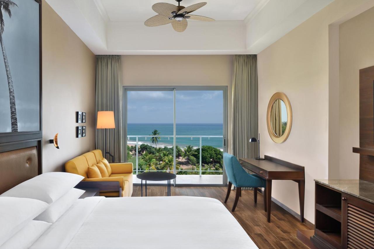 Deluxe Guest room 1 King Ocean view Balcony,1413385187:JPEG