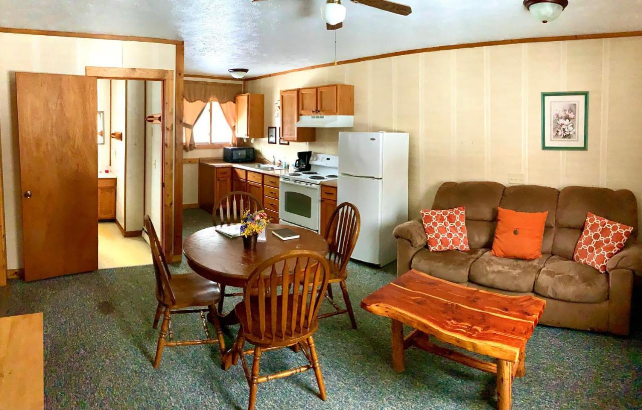 Deluxe Suite,1413571448:JPEG