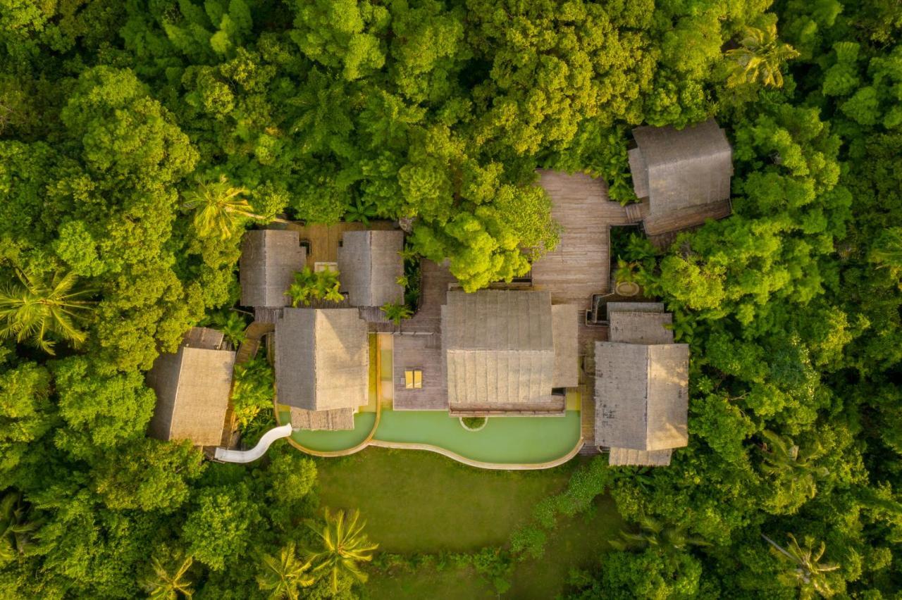 Reserva com 4 Quartos, Piscina e Vista Baía