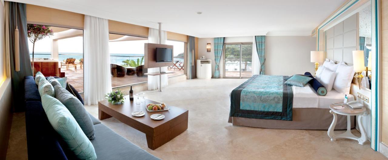 Suite with Terrace,1415834877:JPEG
