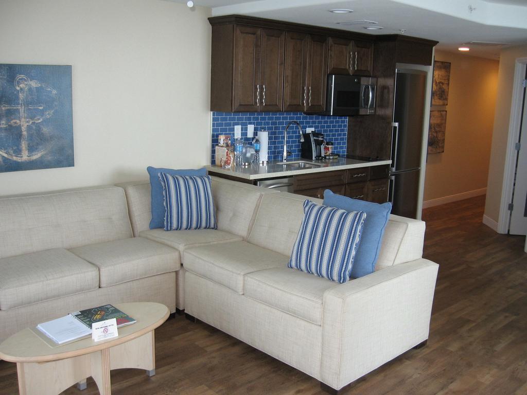 One-Bedroom Suite with Beach View,142536663:JPEG