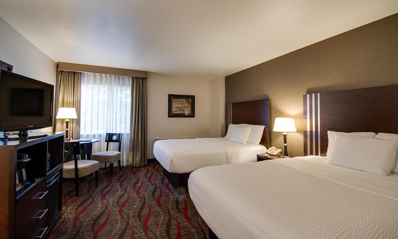 Queen Room with Two Queen Beds