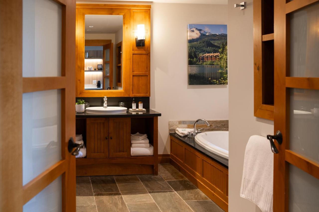 Two-Bedroom Suite,1427770918:JPEG