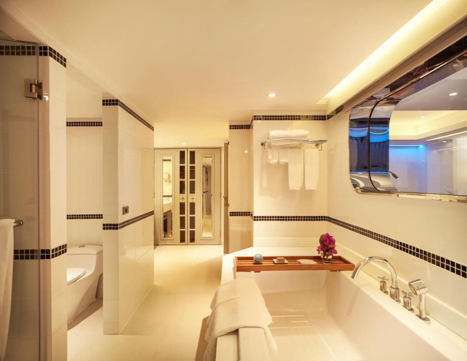 Junior Suite,1544153827:JPEG