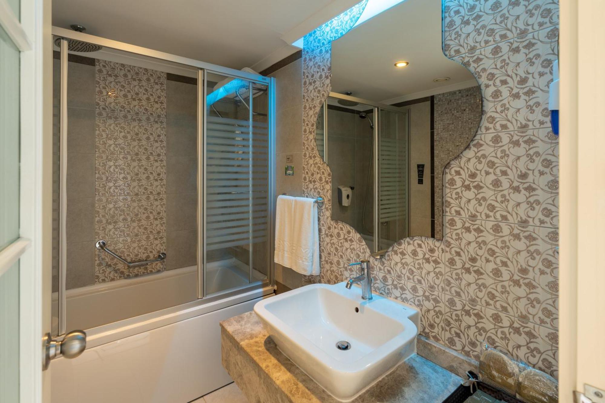 Standard Triple Room,1447265836:JPEG
