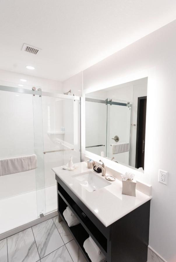 Deluxe King Room,1475767957:JPEG