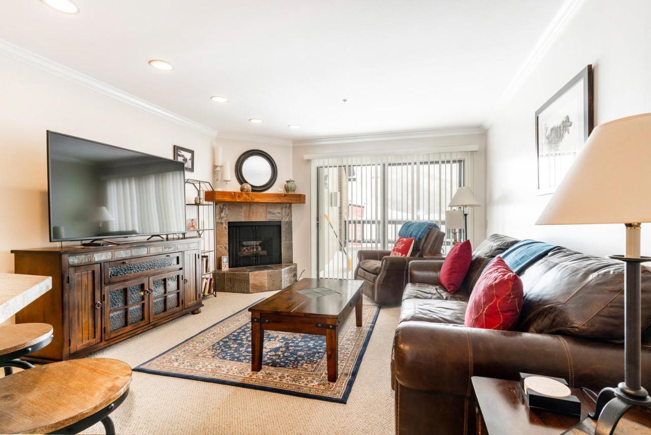 1 Bedroom Condominium #24