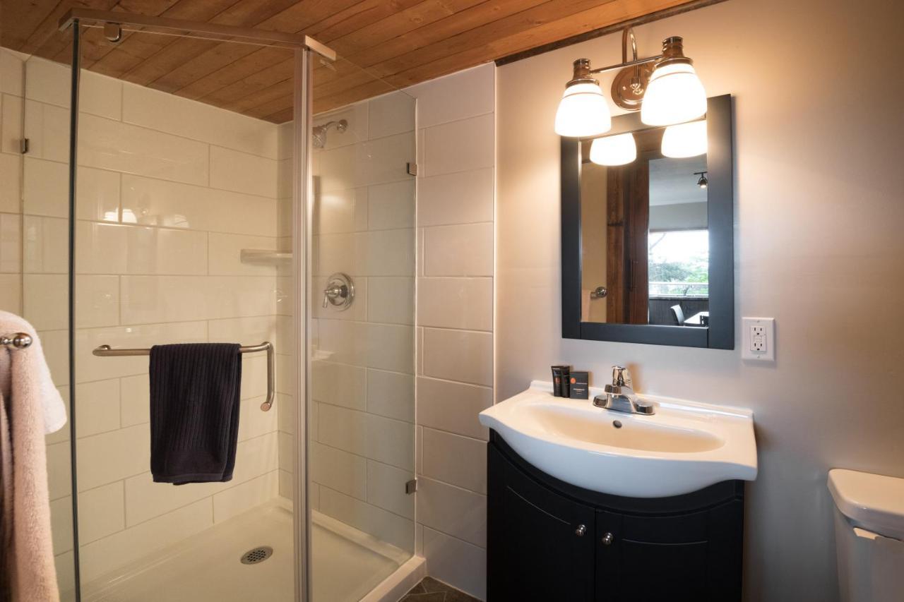 Deluxe Bungalow with Sea View