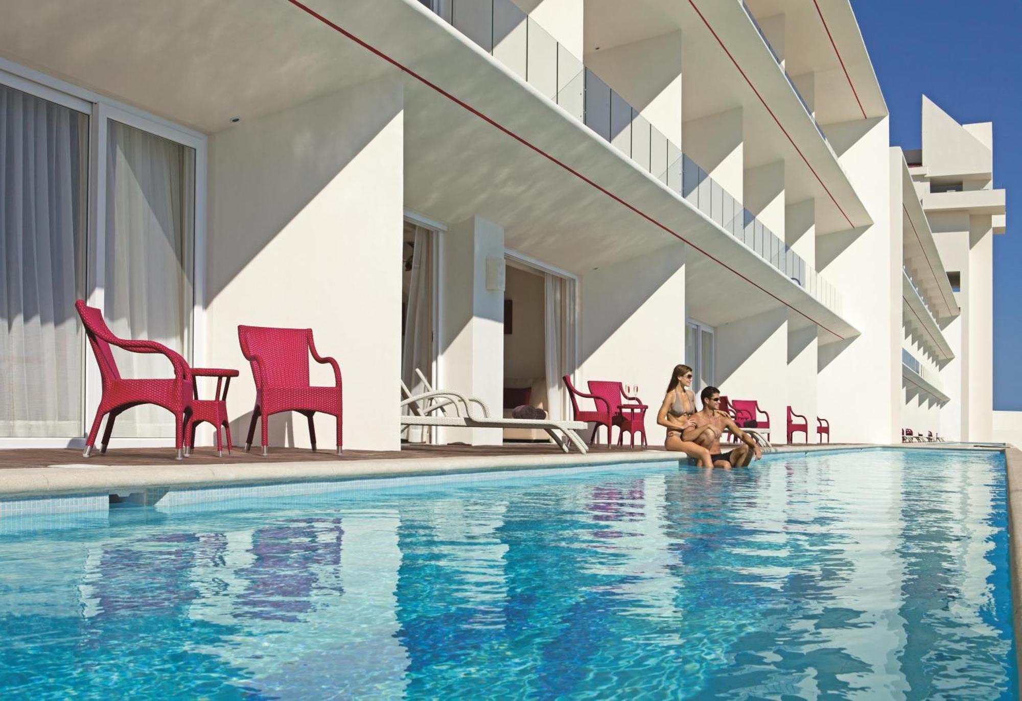 Preferred Club Junior Suite Swimout,1176228787:JPEG