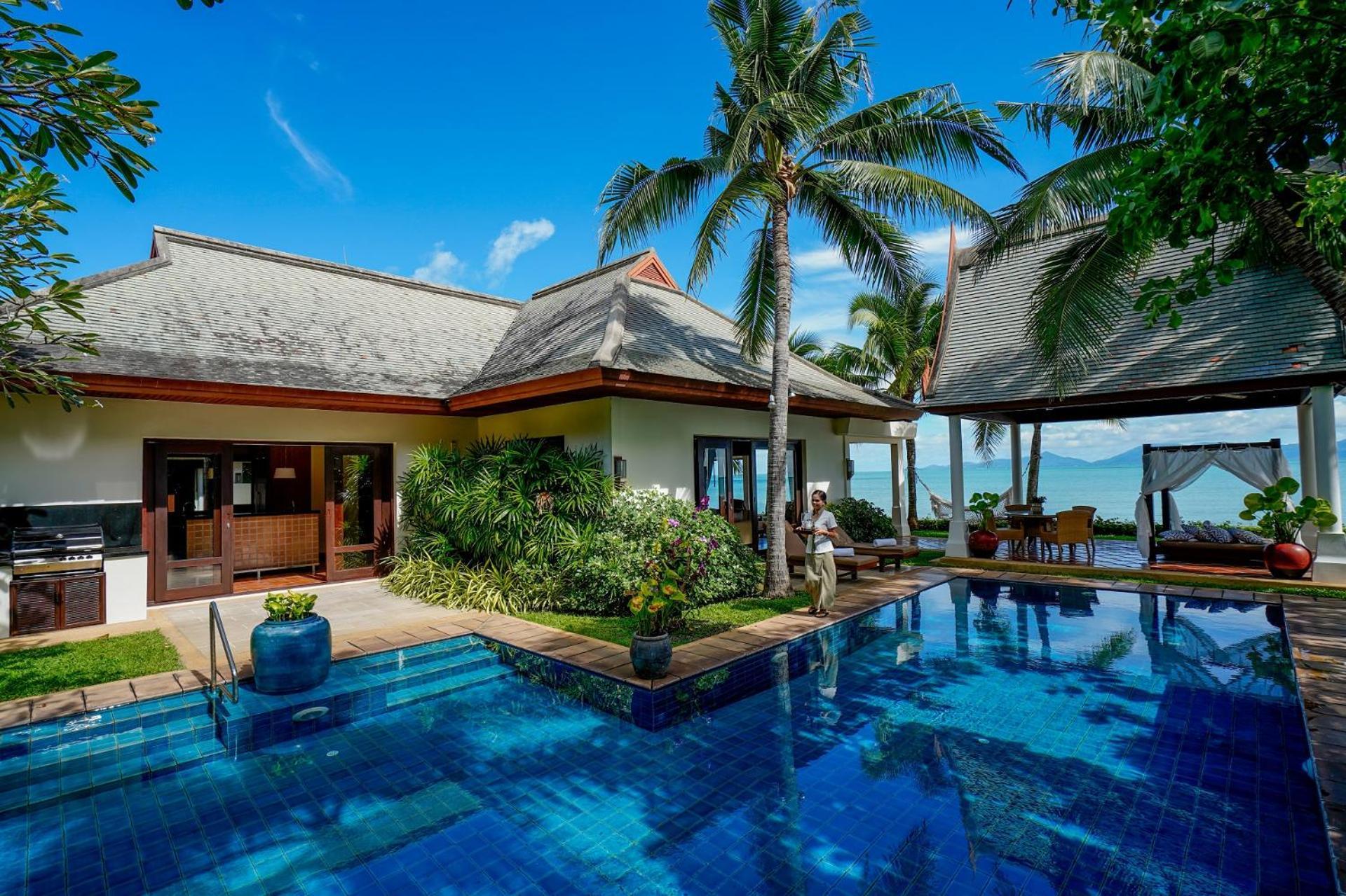 Four-Bedroom Beachfront Villa,1499073883:JPEG