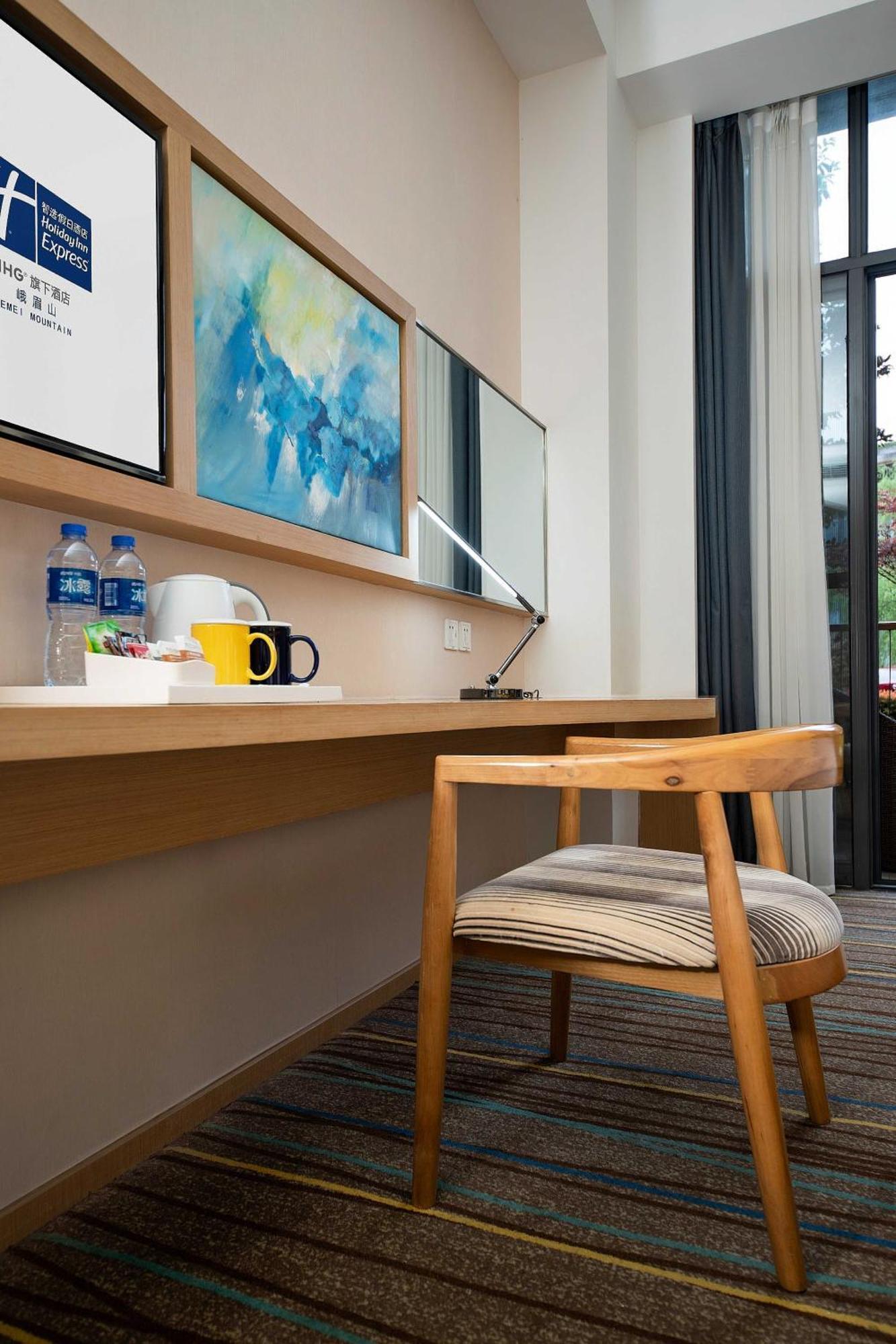 King Standard Garden View Balcony,1499249755:JPEG