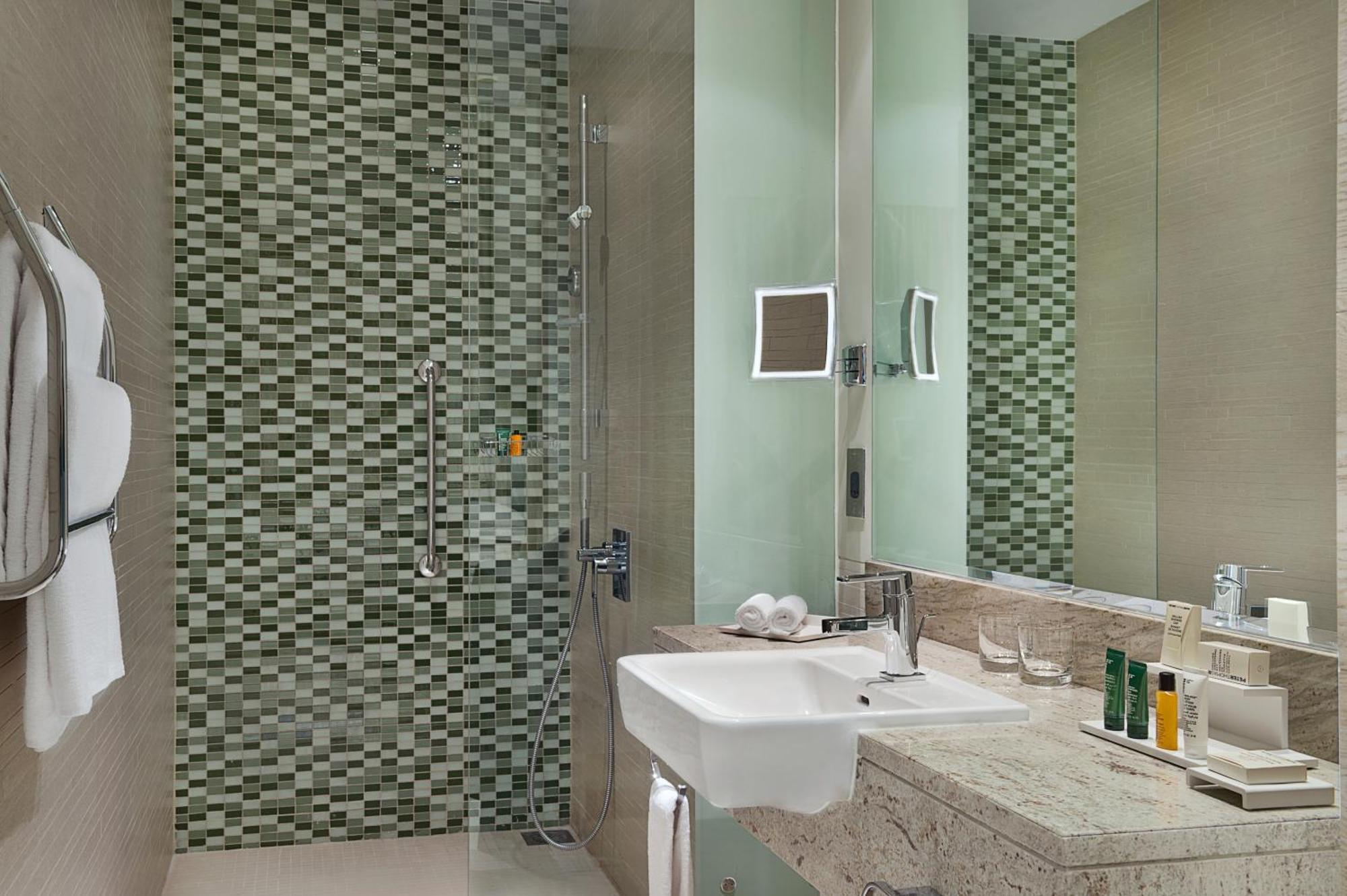 Deluxe King Room with Terrace,1518216778:JPEG