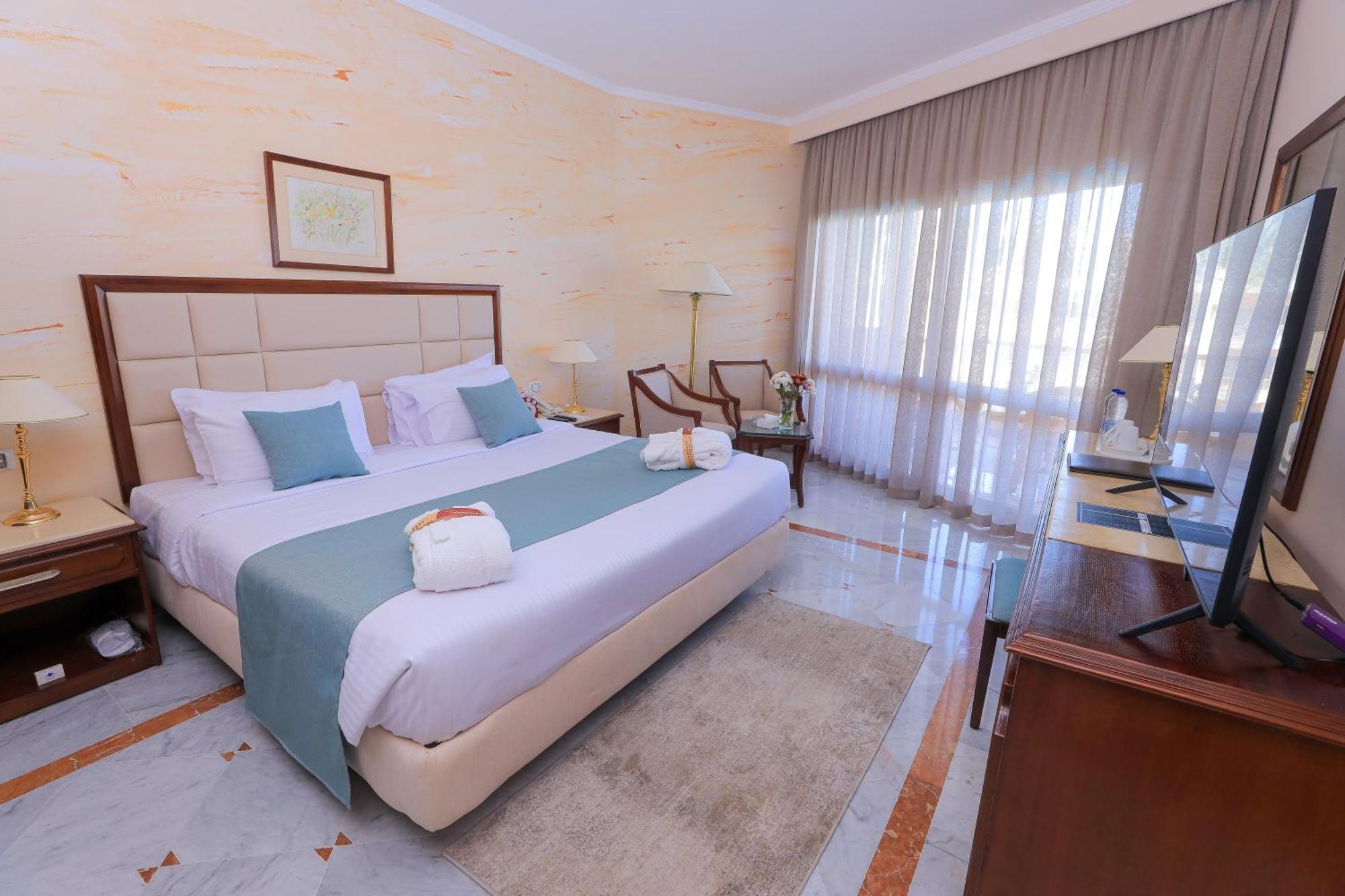 Double or Twin Room Side Sea View,1499471473:JPEG