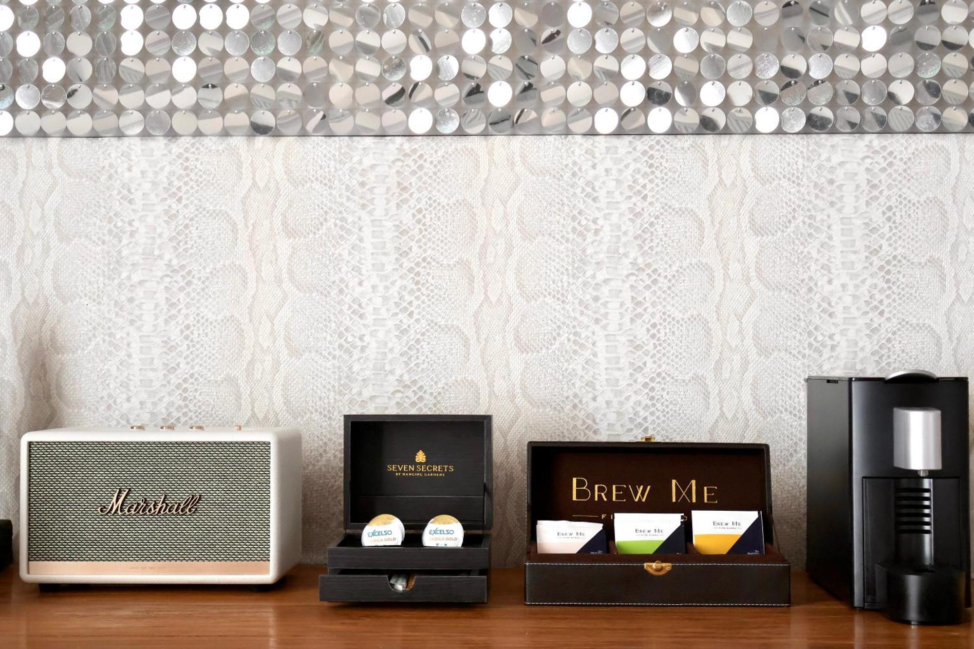 Suite with Jacuzzi, Mountain View,1551949678:JPEG