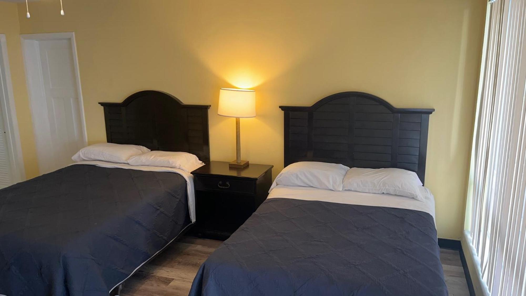 Standard Double Suite,1509967138:JPEG