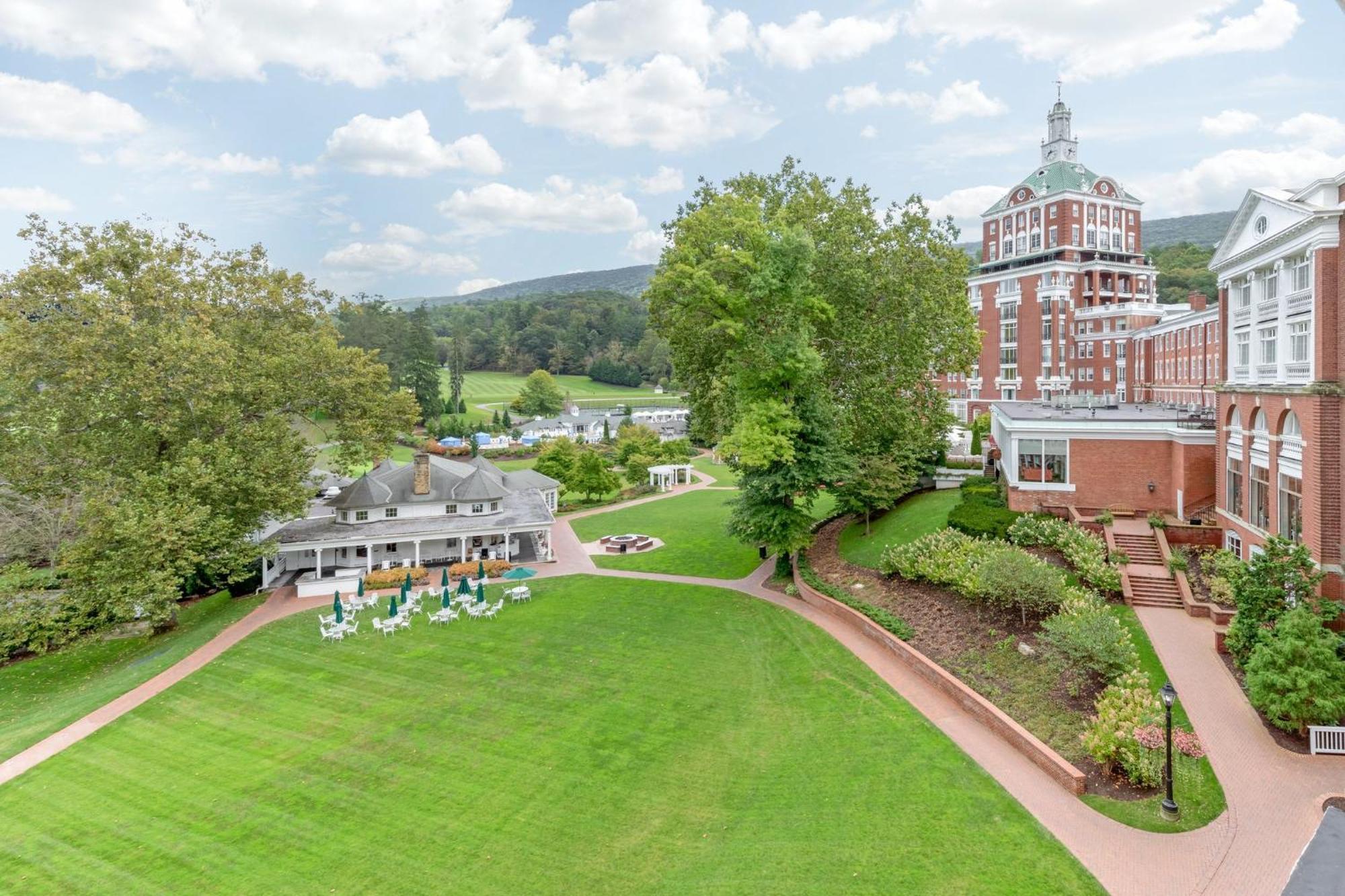 Premier View Room - 1 King Bed,1540472137:JPEG