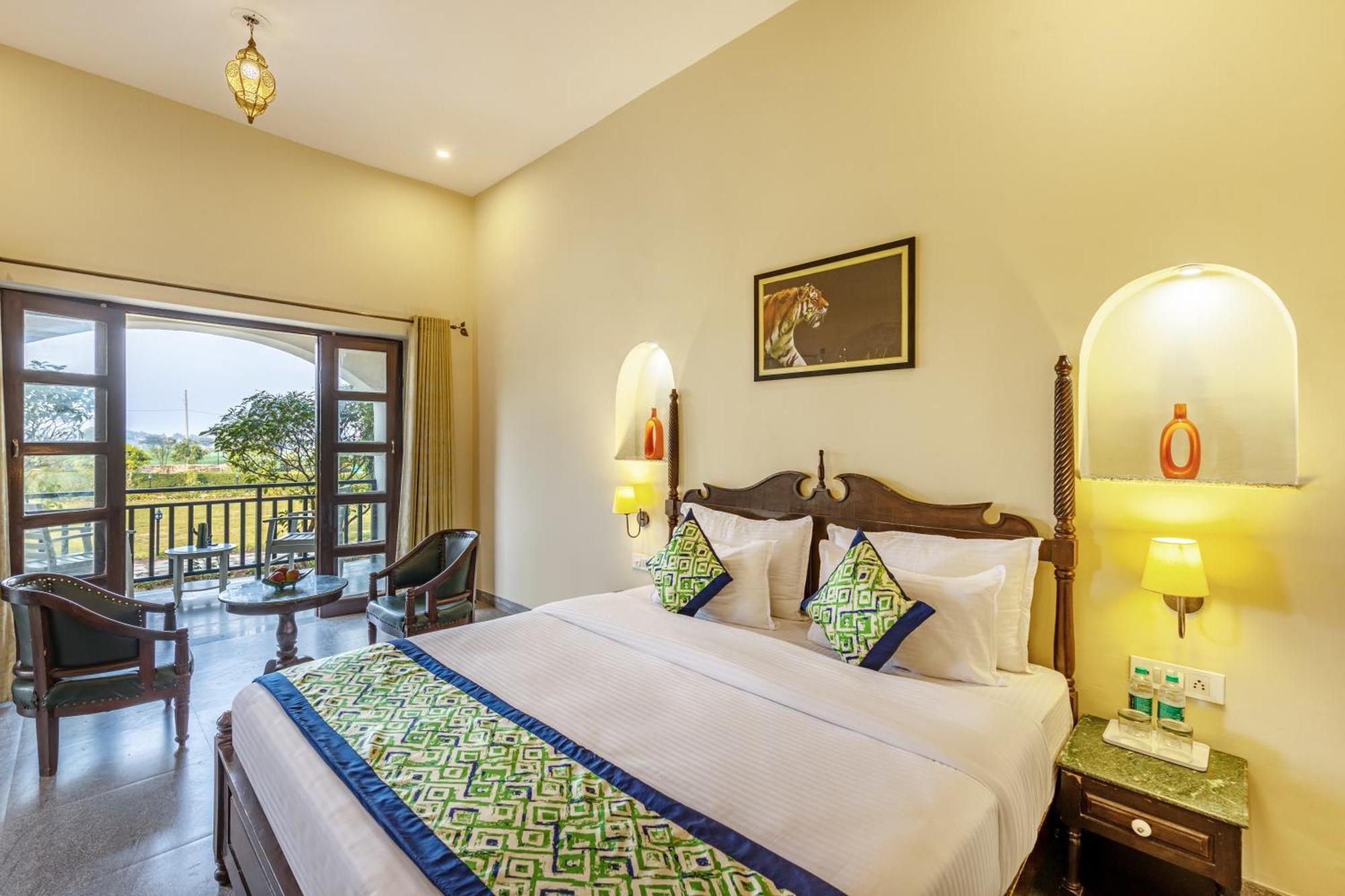 Mountain View Haveli Room With Sit-Out