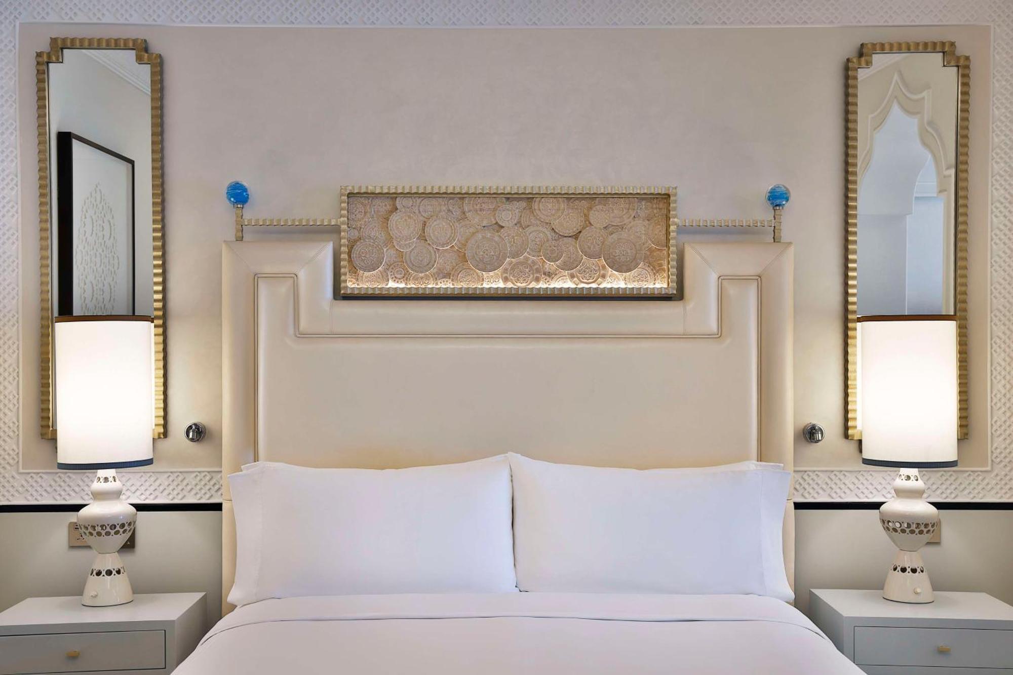 Deluxe King Room,1520924392:JPEG