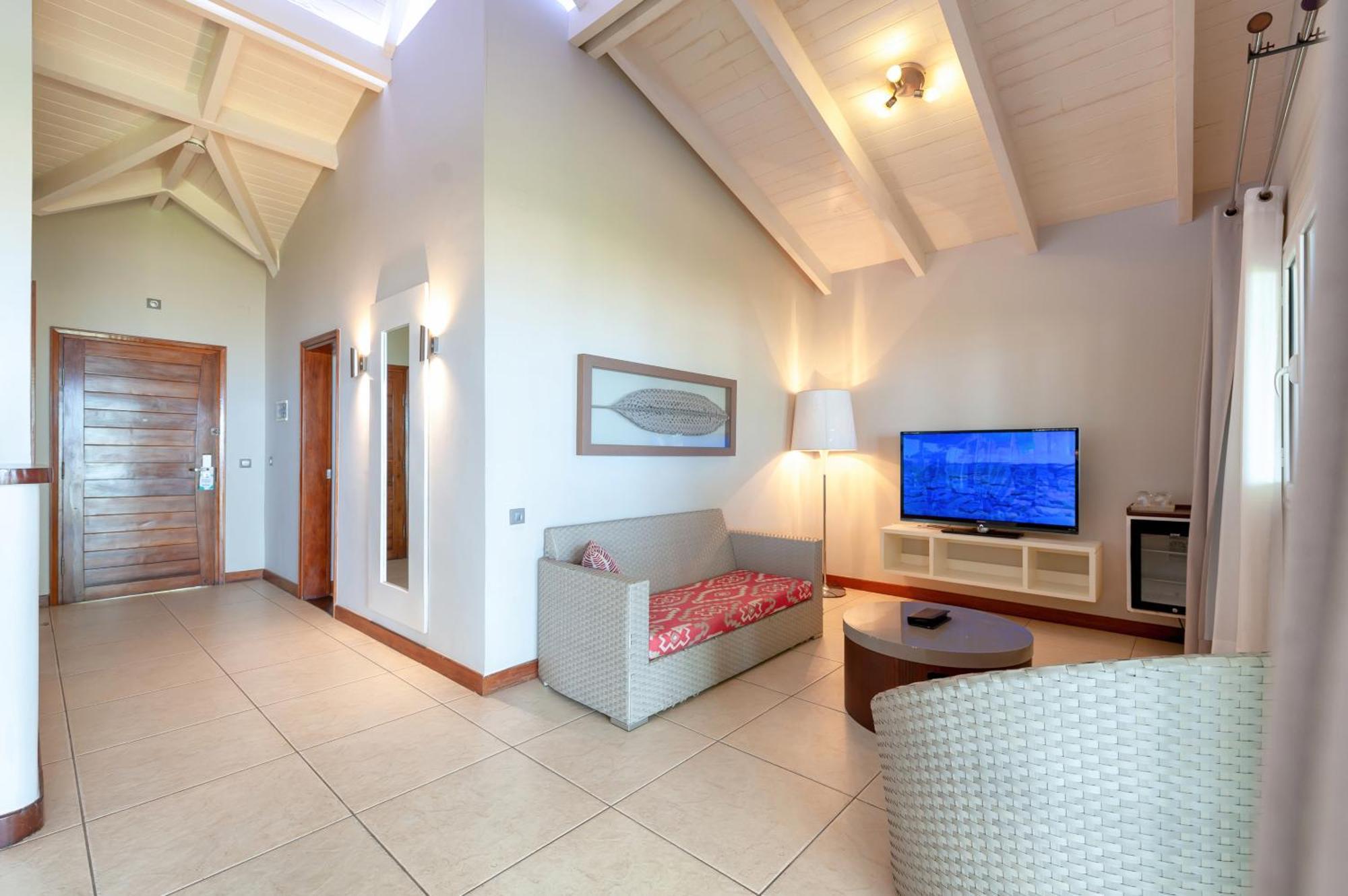 Suite with Sea View,1522511500:JPEG