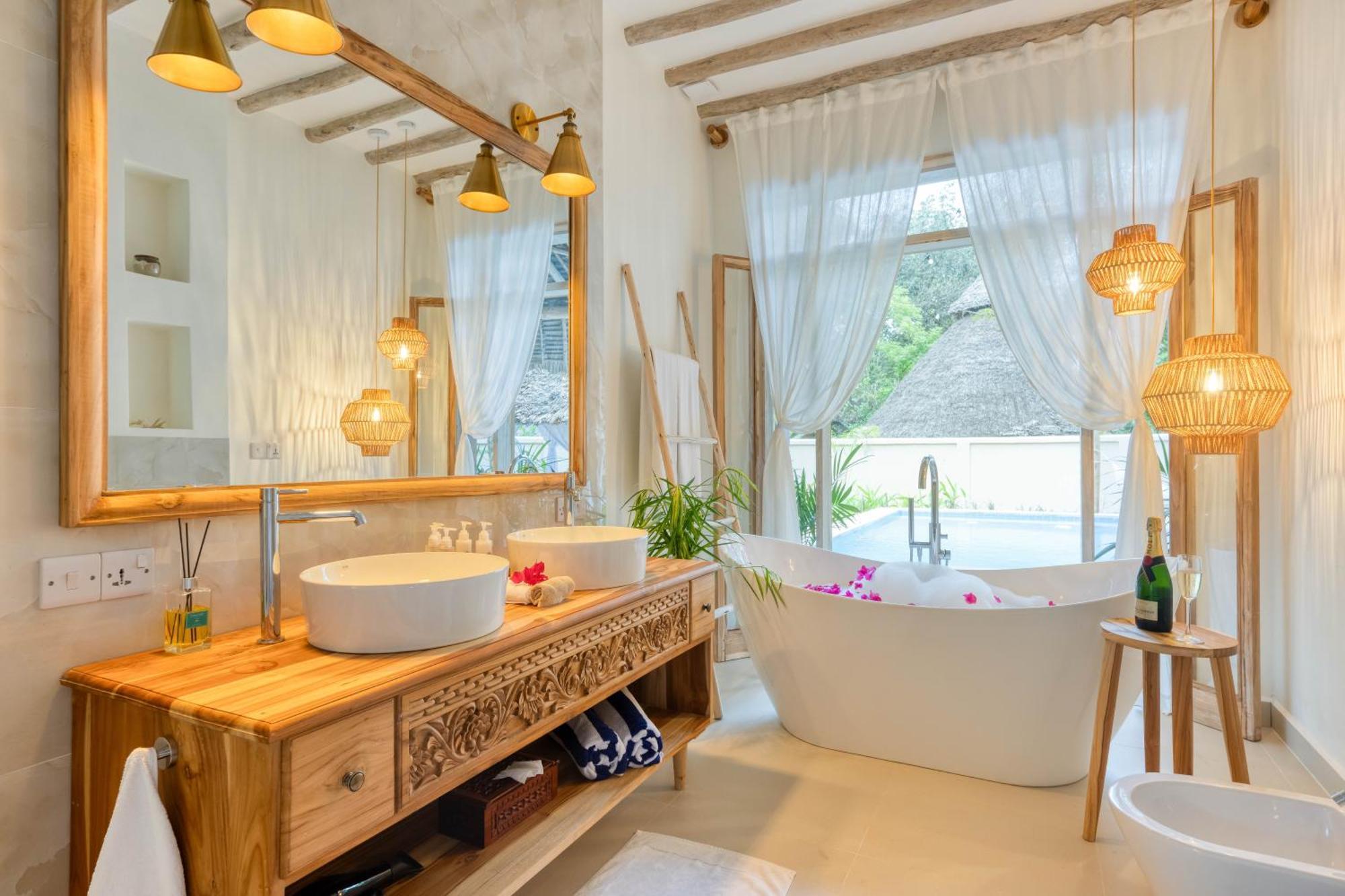Luxury Garden Villa Pool,1544551165:JPEG